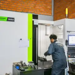 Davieceli Parceria em Usinagem - Indústria Metalúrgica - Serviços de Usinagem e Venda de Peças Usinadas em Caxias do Sul